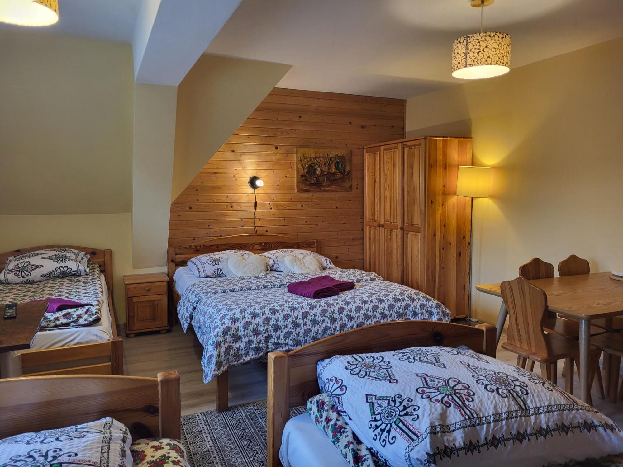 Apartamenty I Pokoje Goscinne Nowita Zakopane Cameră foto